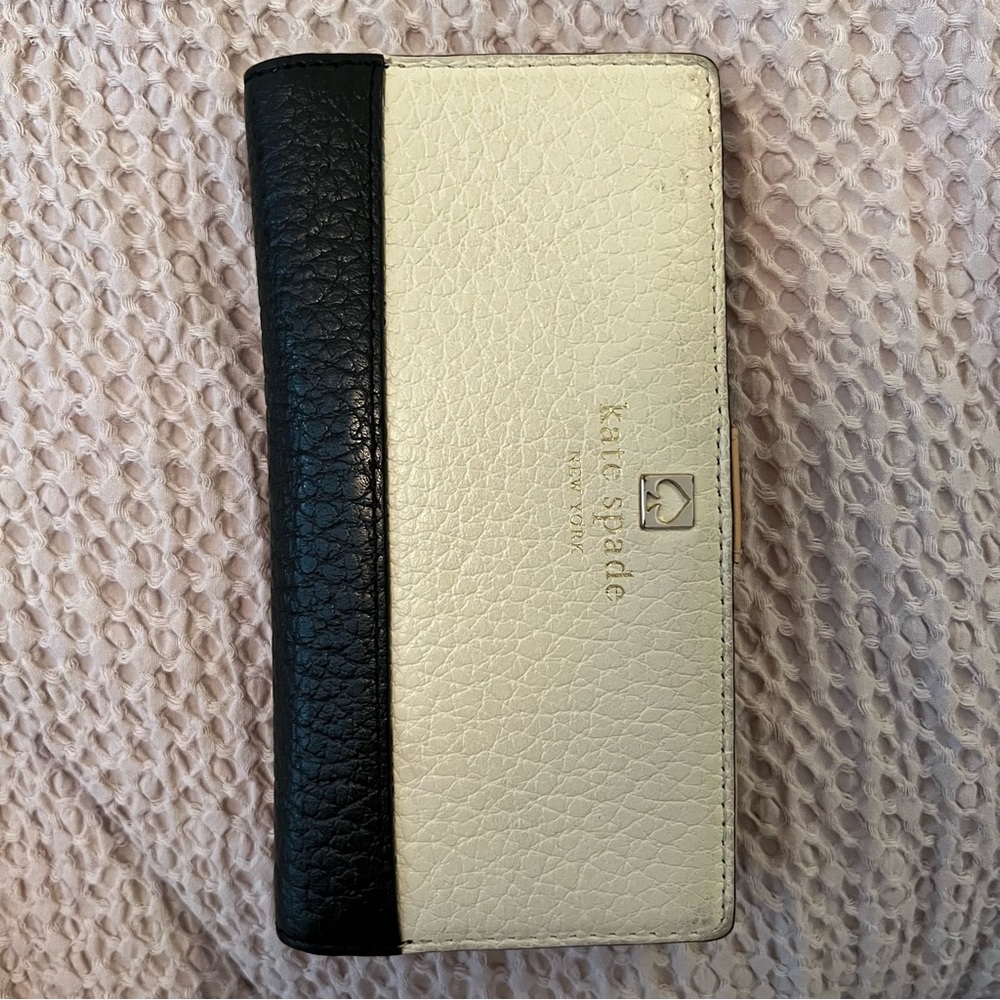 Kate Spade Black and White Leather Wallet‎